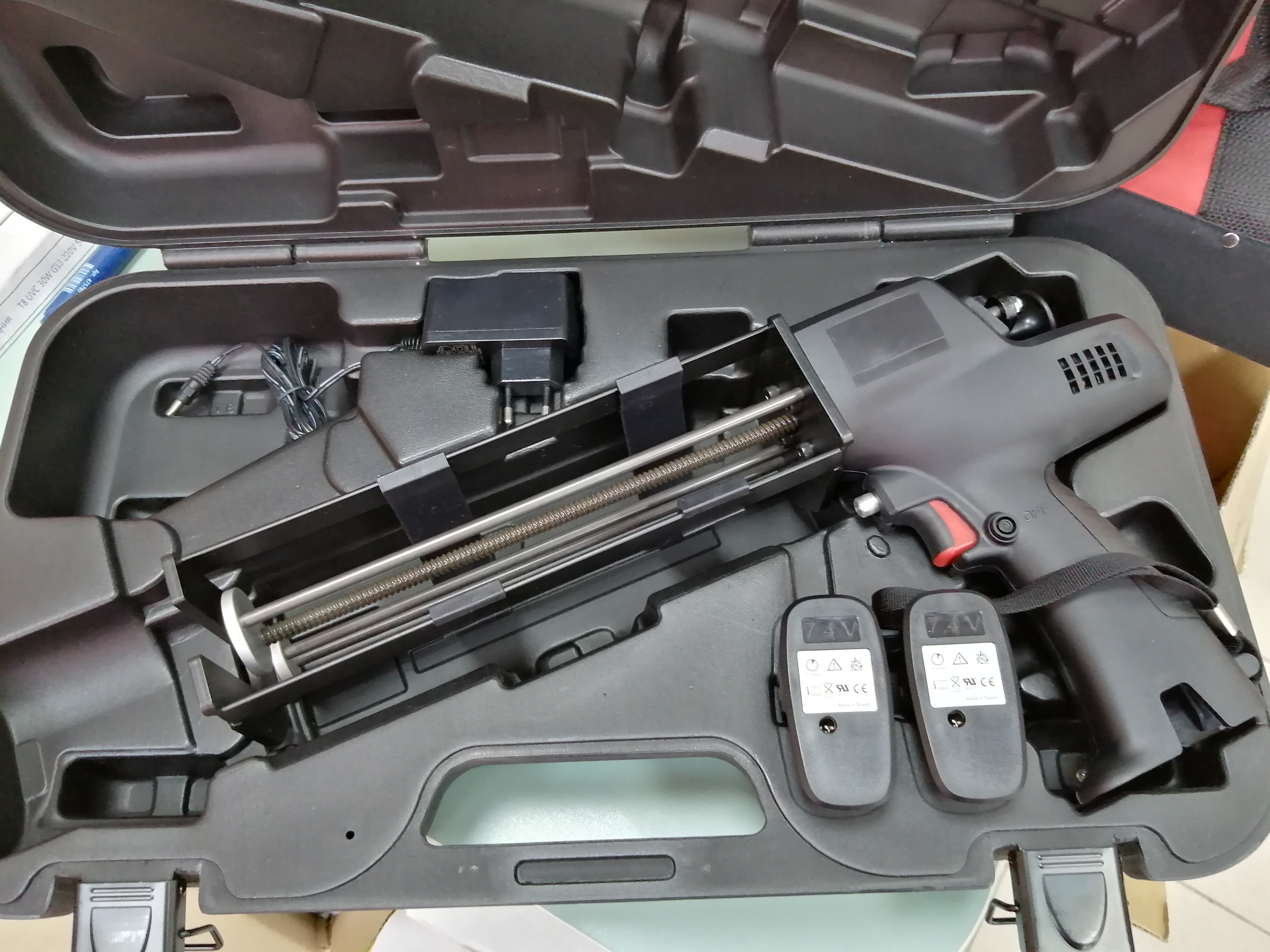 Пистолет аккумуляторный для картриджа VME 385/585, 7,2V Li-ion 2шт.