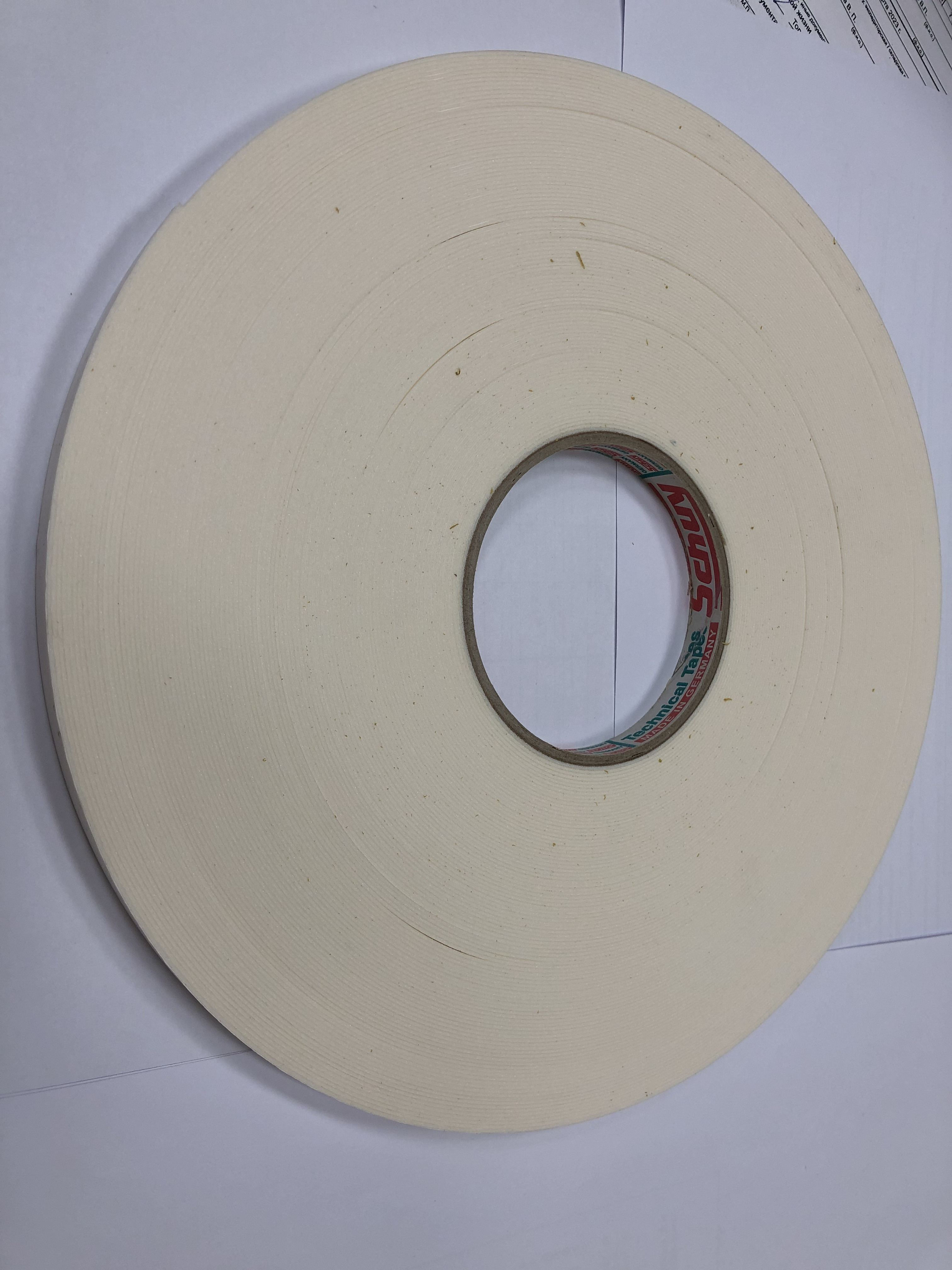 Лента двухсторонняя на ПЭ основе, толщина 0,85 (12 мм Х50 м) цвет белый